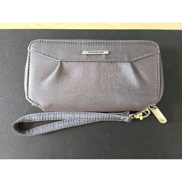 Travelon RFID Blocking Water Resistant Wallet/Clutch w/strap in Light Gray - Picture 1 of 7